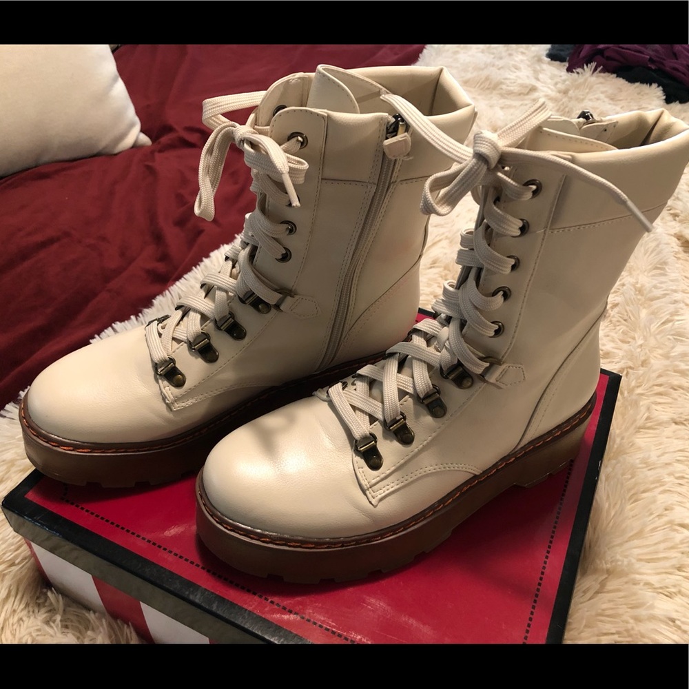 Sam Edelman size 9.5 Ivory Combat Boots NWOT